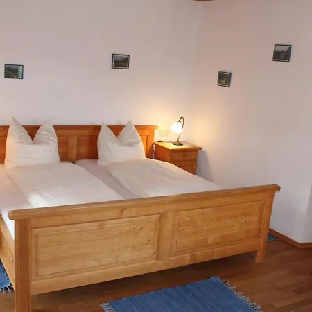 Grafn-hof مزرعة للإقامة *