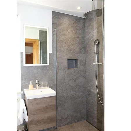 مزرعة للإقامة Grafn-hof